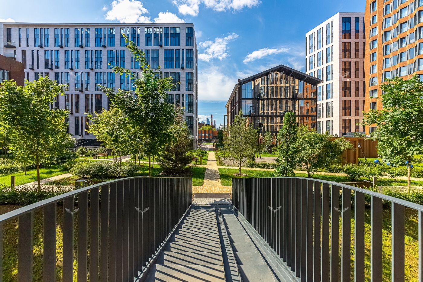 Фото 2 Садовые Кварталы -  5-к Квартира 173 м²